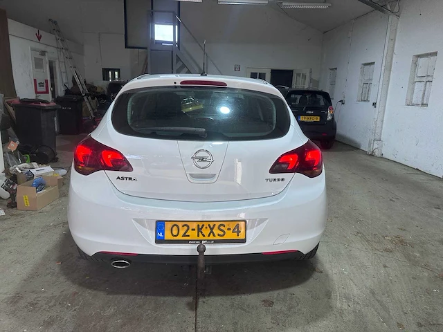 2010 - opel - astra - 1.4 turbo edition - 02-kxs-4 - afbeelding 13 van  19