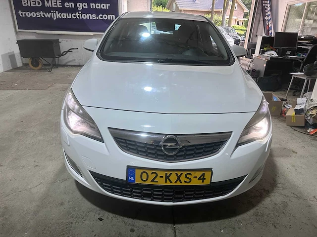 2010 - opel - astra - 1.4 turbo edition - 02-kxs-4 - afbeelding 16 van  19