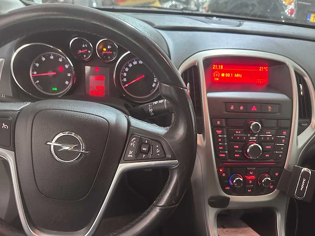 2010 - opel - astra - 1.4 turbo edition - 02-kxs-4 - afbeelding 18 van  19