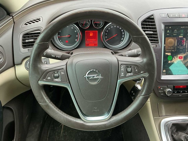 2010 - opel - insignia sports tourer - 1.6 t sport - personenauto - afbeelding 2 van  13