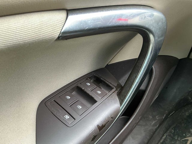 2010 - opel - insignia sports tourer - 1.6 t sport - personenauto - afbeelding 3 van  13