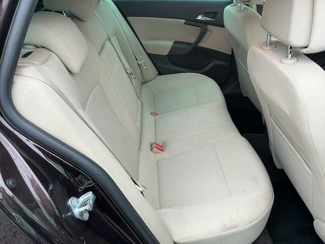 2010 - opel - insignia sports tourer - 1.6 t sport - personenauto - afbeelding 10 van  13