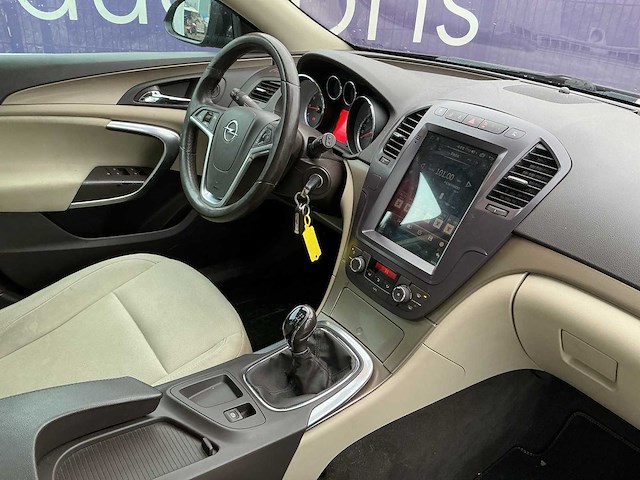 2010 - opel - insignia sports tourer - 1.6 t sport - personenauto - afbeelding 11 van  13