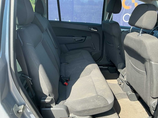 2010 - opel - zafira - 1.8 111 y. ed. - personenauto - afbeelding 9 van  12