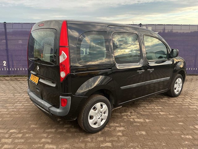2010 - renault - kangoo family - 1.6 expression - personenauto/rolstoelauto - afbeelding 10 van  15