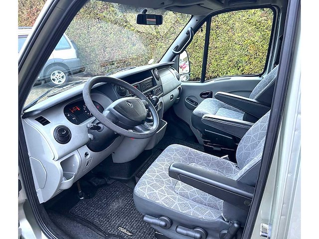 2010 - renault - master - t28 2.5 dci l1h1 dc vh-086-p iaw - afbeelding 11 van  12