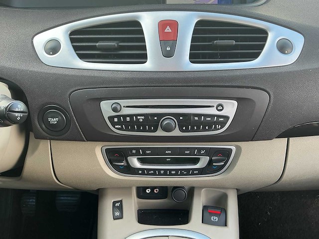 2010 - renault - scénic - 1.4 tce privilege - personenauto - afbeelding 1 van  6