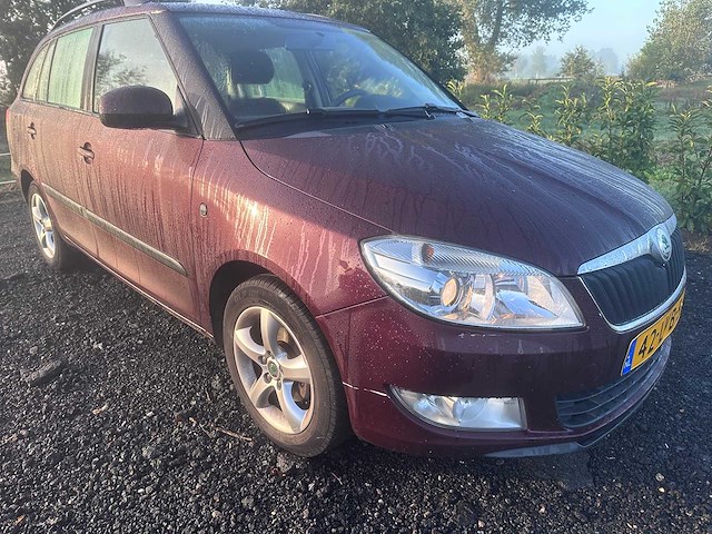 2010 - skoda - fabia combi - 1.2 tdi greenline - 42-lvb-5 - afbeelding 14 van  18