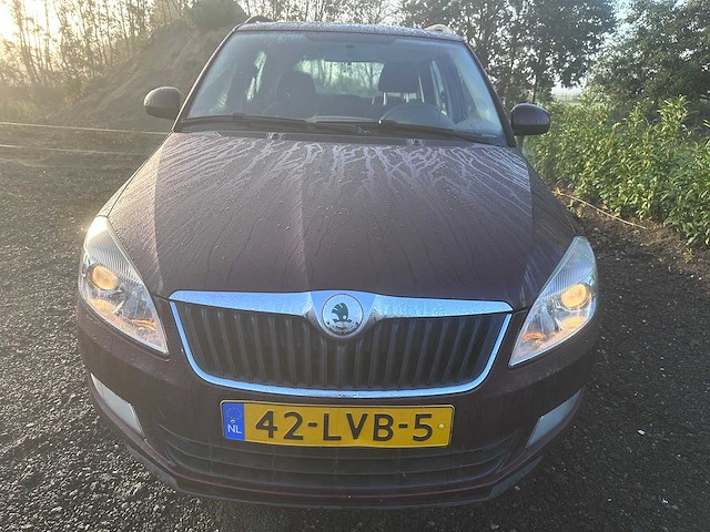 2010 - skoda - fabia combi - 1.2 tdi greenline - 42-lvb-5 - afbeelding 15 van  18