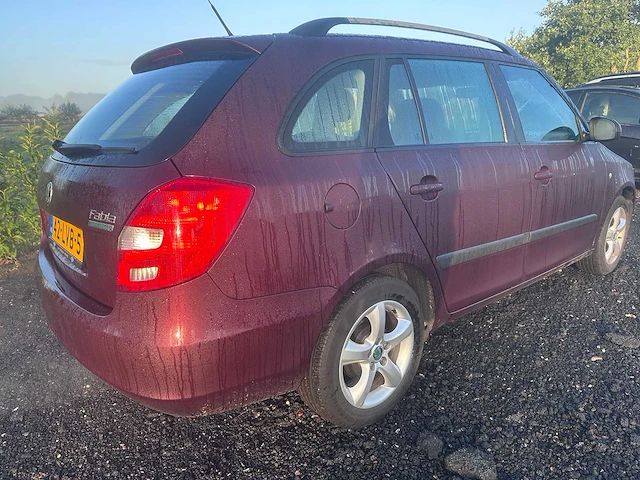2010 - skoda - fabia combi - 1.2 tdi greenline - 42-lvb-5 - afbeelding 13 van  18