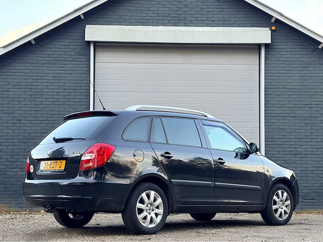 2010 - skoda - fabia combi 1.2-12v sprint - personenauto - afbeelding 11 van  15
