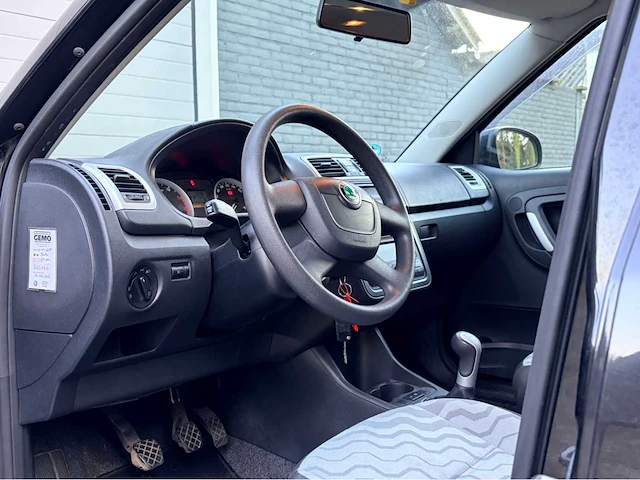 2010 - skoda - fabia combi 1.2-12v sprint - personenauto - afbeelding 16 van  17