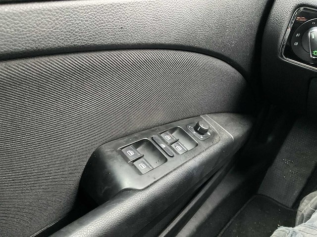 2010 - skoda - superb - 1.8 tsi comfort bns - personenauto - afbeelding 8 van  18