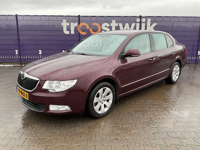 2010 - skoda - superb - 1.8 tsi comfort bns - personenauto - afbeelding 1 van  18