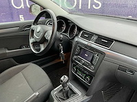 2010 - skoda - superb - 1.8 tsi comfort bns - personenauto - afbeelding 17 van  18