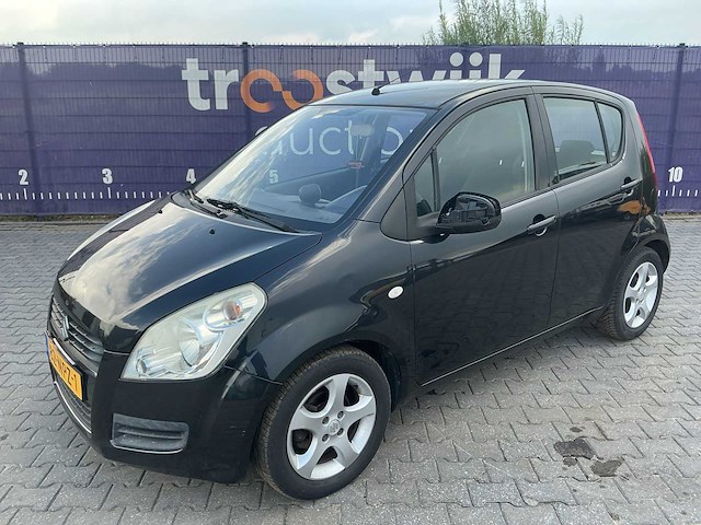 2010 - suzuki - splash - 1.0 spirit - personenauto - afbeelding 1 van  13