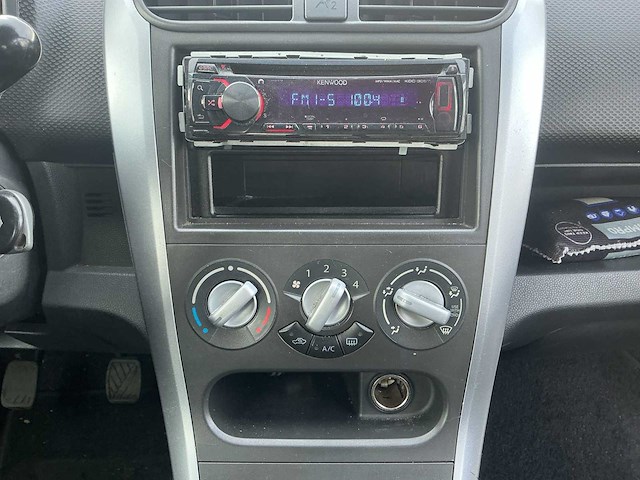 2010 - suzuki - splash - 1.0 spirit - personenauto - afbeelding 8 van  13