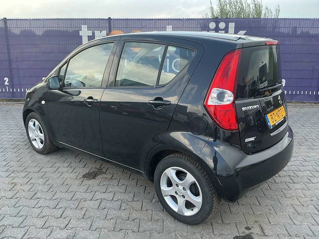 2010 - suzuki - splash - 1.0 spirit - personenauto - afbeelding 7 van  13