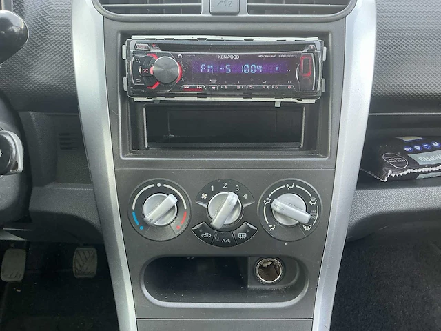 2010 - suzuki - splash - 1.0 spirit - personenauto - afbeelding 12 van  13
