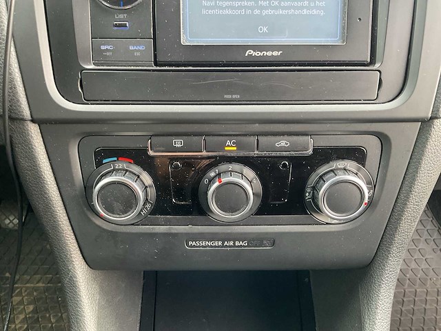 2010 - volkswagen - golf - 1.2 tsi tourii bluem - personenauto - afbeelding 9 van  19