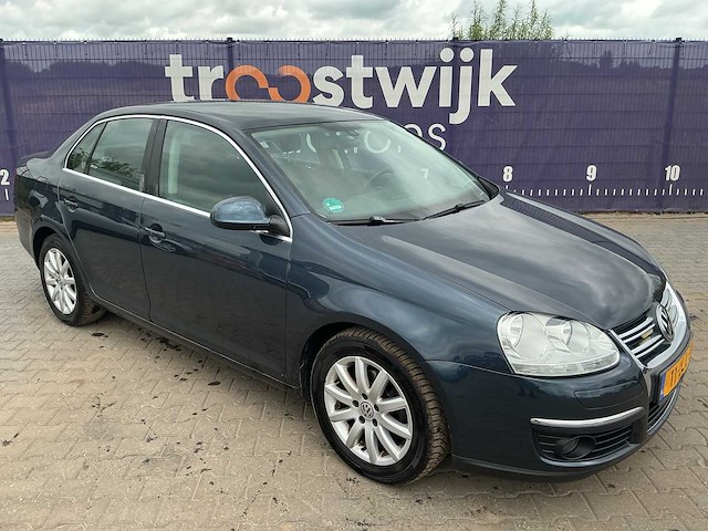 2010 - volkswagen - jetta - 1.4 tsi comfortline - personenauto - afbeelding 4 van  11