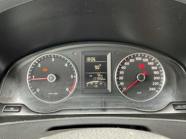 2010 - volkswagen - transporter - 2.0 tdi l2h1 - bedrijfswagen/kipper - afbeelding 8 van  16