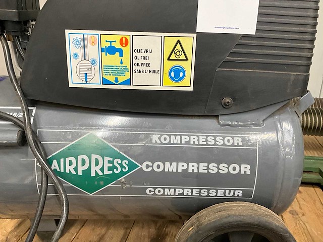 2010 airpress euro series luchtcompressor - afbeelding 2 van  5