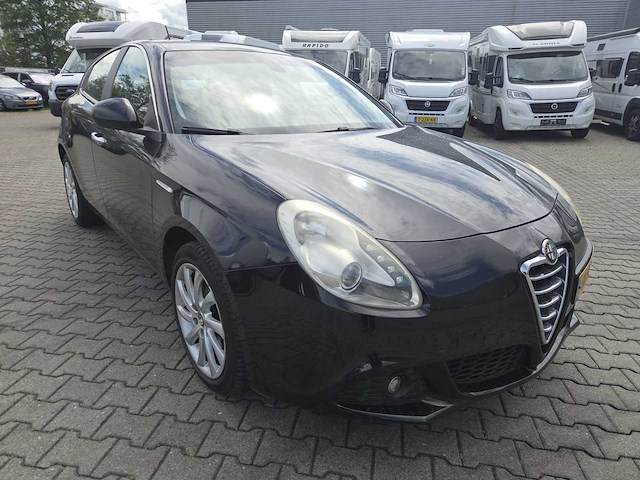 2010 alfa romeo giulietta 1.4 t distinctive personenauto - afbeelding 2 van  9
