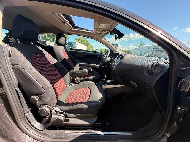 2010 alfa romeo mito automaat 1.4 t distinctive personenauto - afbeelding 10 van  12