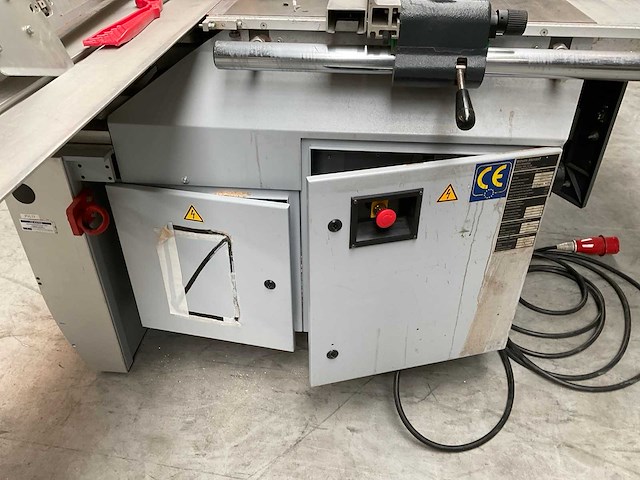2010 altendorf f45 formaatzaag - afbeelding 9 van  11