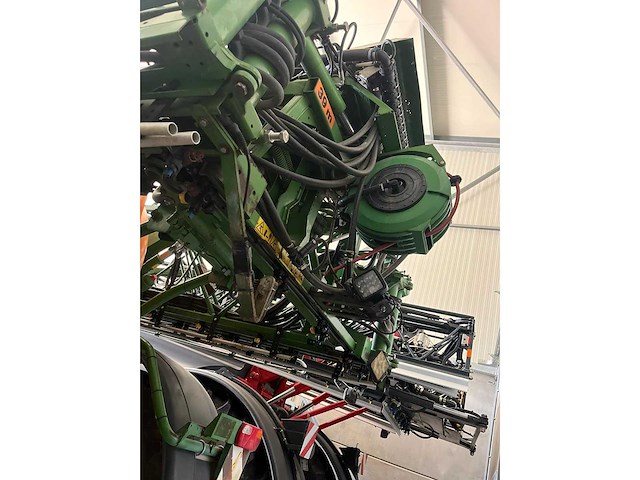 2010 amazone ux 5200 - veldspuit - afbeelding 5 van  16