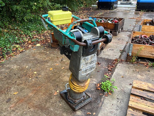 2010 ammann avs 68-4 trilstamper - afbeelding 2 van  6