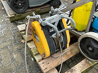 2010 asav elektrische kettingtakel - afbeelding 2 van  5