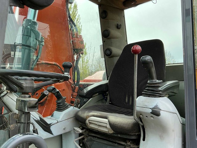 2010 atlas 150w banden graafmachine - afbeelding 32 van  33