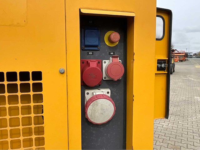 2010 atlas copco qas 100 stroom aggregaat aanhangwagen - afbeelding 3 van  24