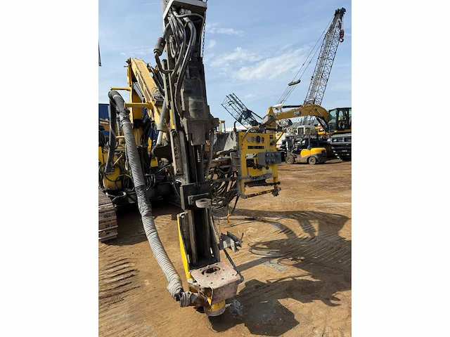 2010 atlas copco t30 boor / funderingsmachine - afbeelding 6 van  14