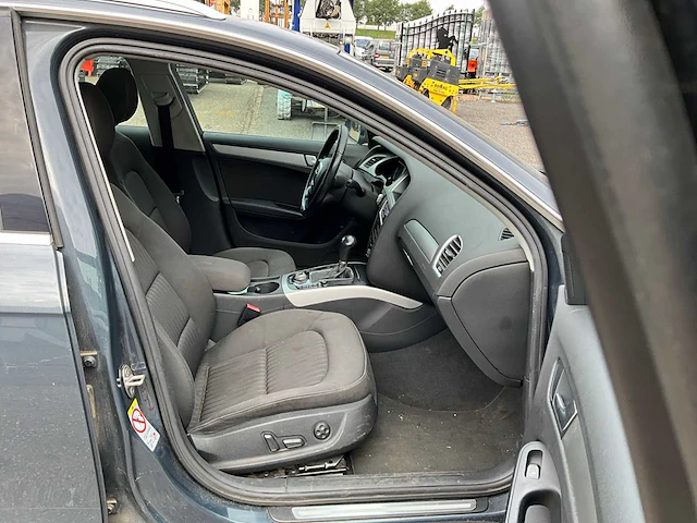 2010 audi a4 avant 2.0tdi pro line s personenauto 9-tgl-36 - afbeelding 27 van  43