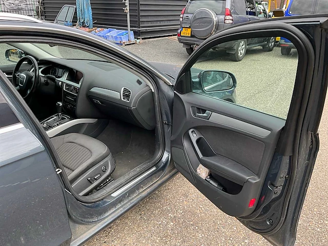 2010 audi a4 avant 2.0tdi pro line s personenauto 9-tgl-36 - afbeelding 26 van  43