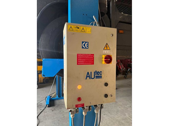 2010 autec atr16040c mobiele hefkolommen hefbrug - afbeelding 6 van  7