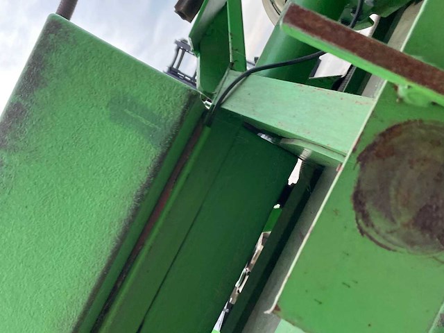 2010 avr multivator aardappelverzorging - afbeelding 13 van  20