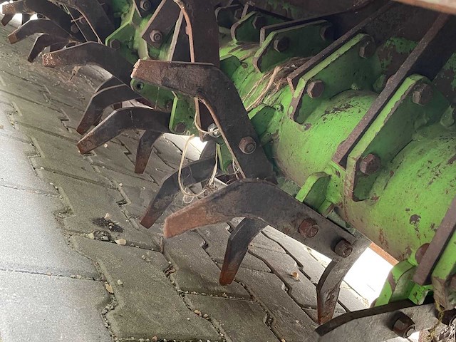 2010 avr multivator aardappelverzorging - afbeelding 14 van  20