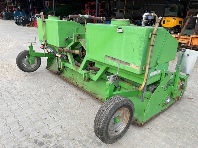 2010 avr multivator aardappelverzorging - afbeelding 17 van  20