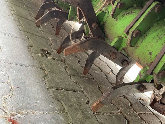 2010 avr multivator aardappelverzorging - afbeelding 19 van  28