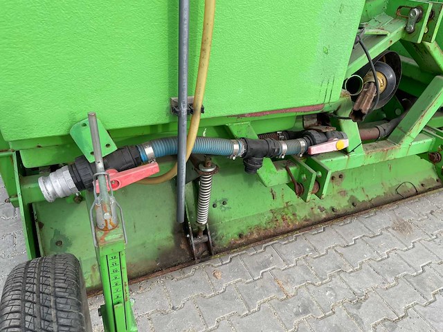 2010 avr multivator aardappelverzorging - afbeelding 20 van  28