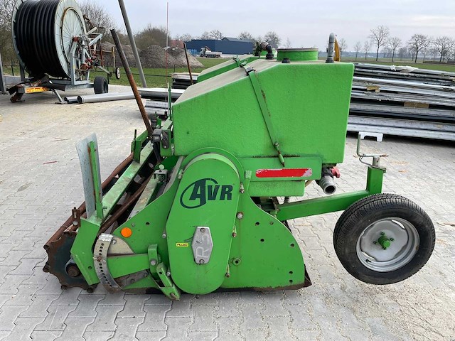 2010 avr multivator aardappelverzorging - afbeelding 25 van  28