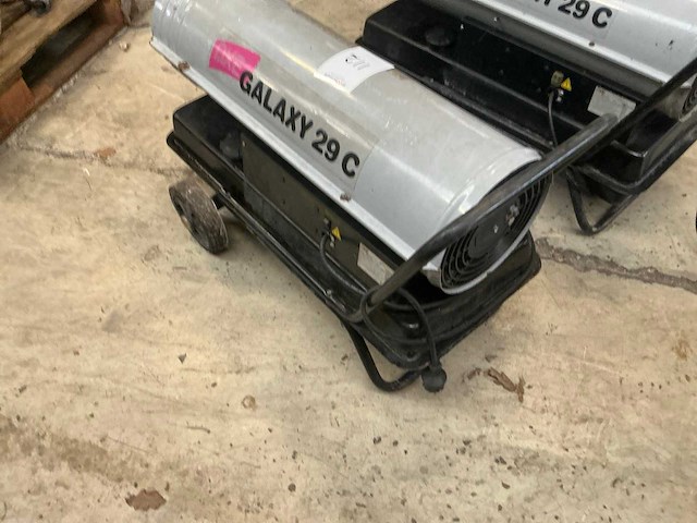 2010 axe galaxy 29c dieselgestookte jetheater - afbeelding 4 van  7