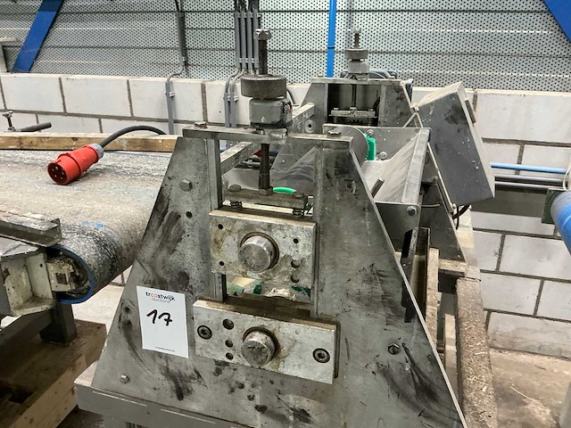 2010 axel wirth lw 100/5/450 lijmmachine - afbeelding 5 van  8