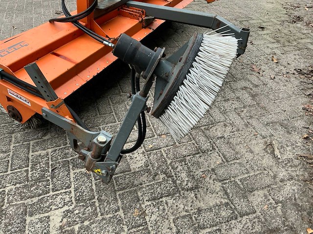 2010 bema serie 25 straatveegmachine - afbeelding 11 van  20