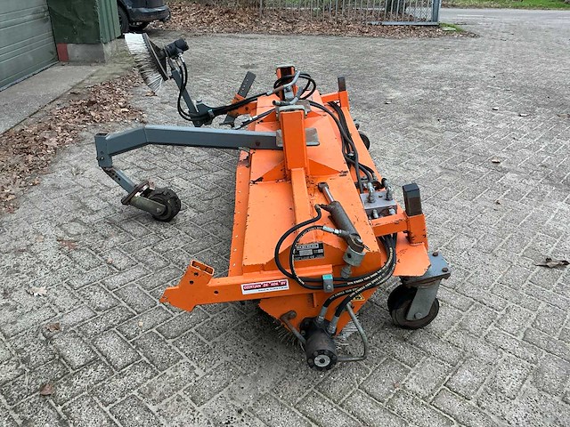 2010 bema serie 25 straatveegmachine - afbeelding 12 van  20