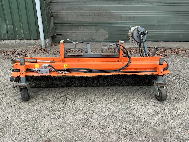 2010 bema serie 25 straatveegmachine - afbeelding 15 van  20